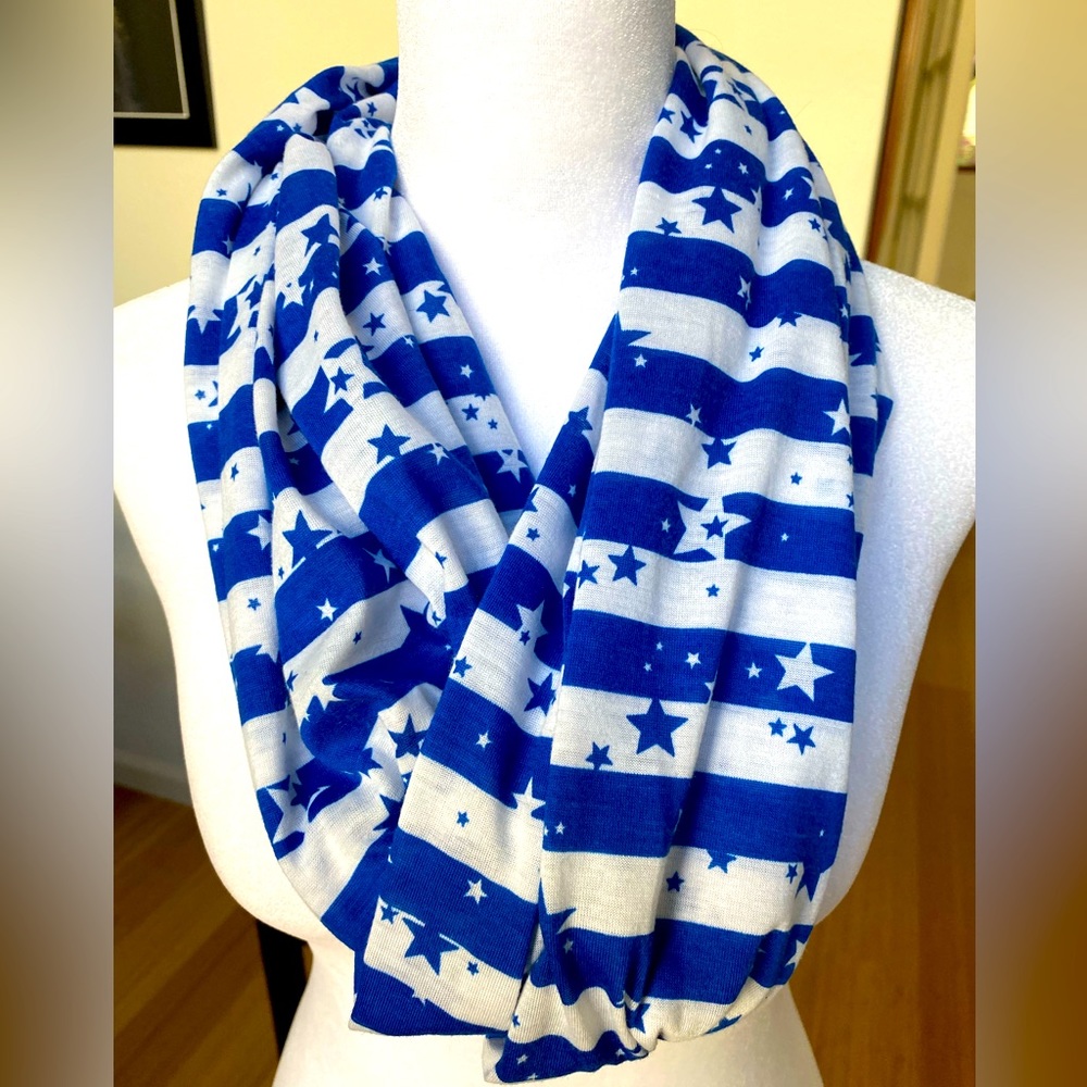 Blue and white stars cotton infinity scarf. Perfect condition